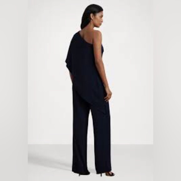 Cape Georgette One-Shoulder Jumpsuit
Lauren - Picture 3 of 12